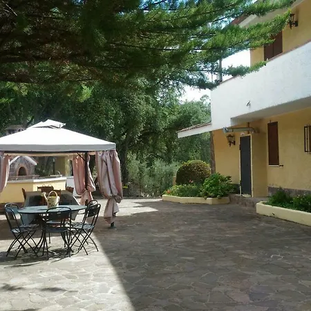 Casa Vacanza I Sugheri Di Vallerosa