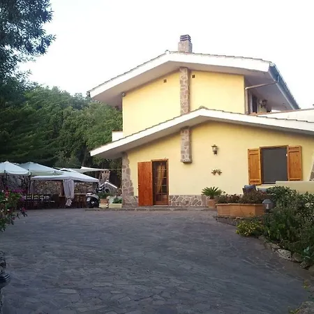 Casa Vacanza I Sugheri Di Vallerosa Itri